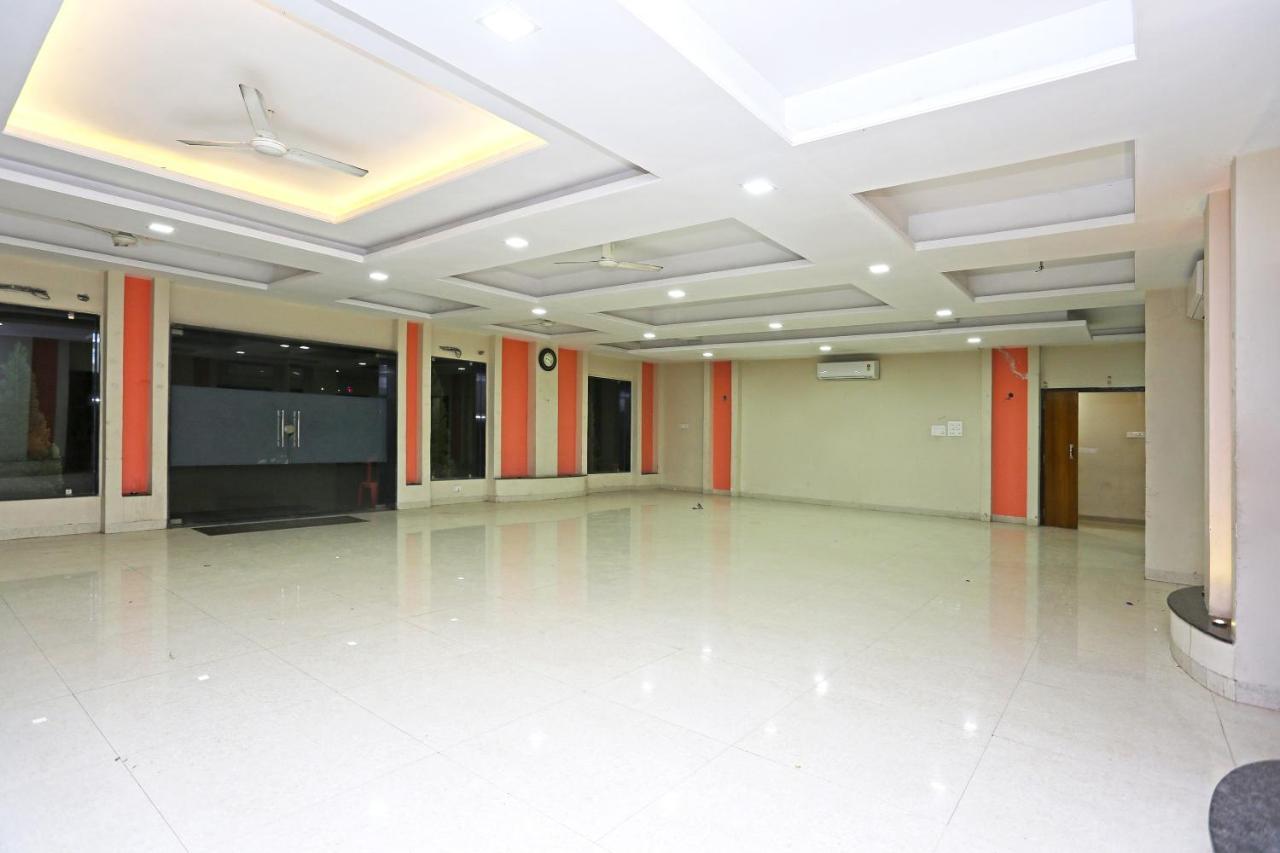 Hotel Oyo 14354 Amar Marriage Palace Dharmpura Zewnętrze zdjęcie