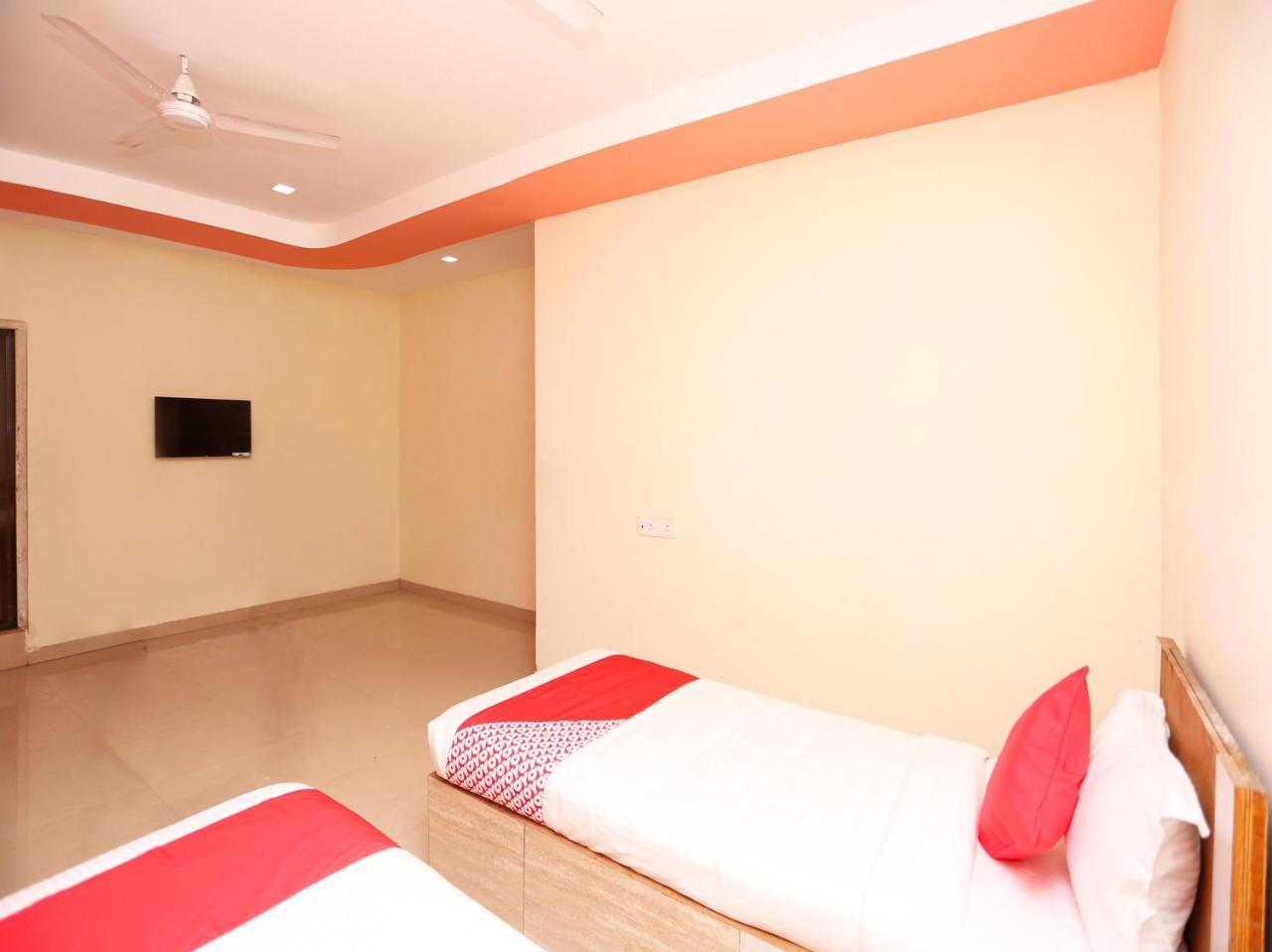 Hotel Oyo 14354 Amar Marriage Palace Dharmpura Zewnętrze zdjęcie
